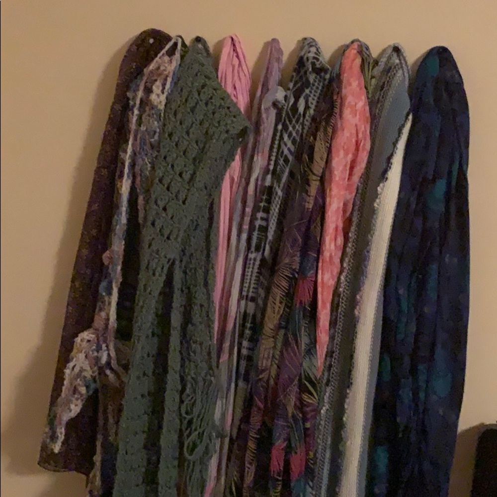 Multiple scarves